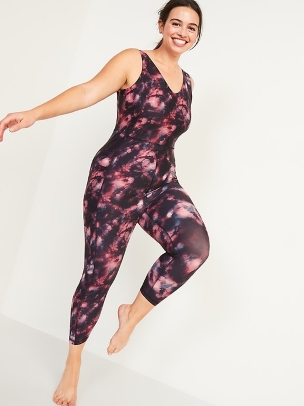 💜 OLD NAVY PowerSoft Sleeveless Bodysuit -- 21-inch inseam